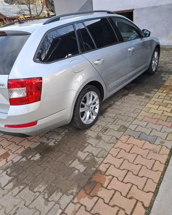 Skoda Octavia cena 43900 przebieg: 112000, rok produkcji 2016 z Kozienice małe 562